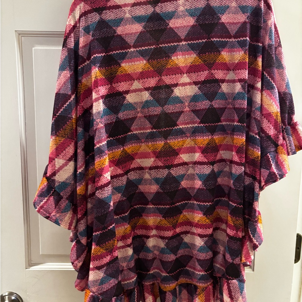 Geometric Patterned Kimono Cardigan - Picture 2 of 3